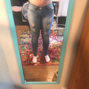 Ripped jeans size 3